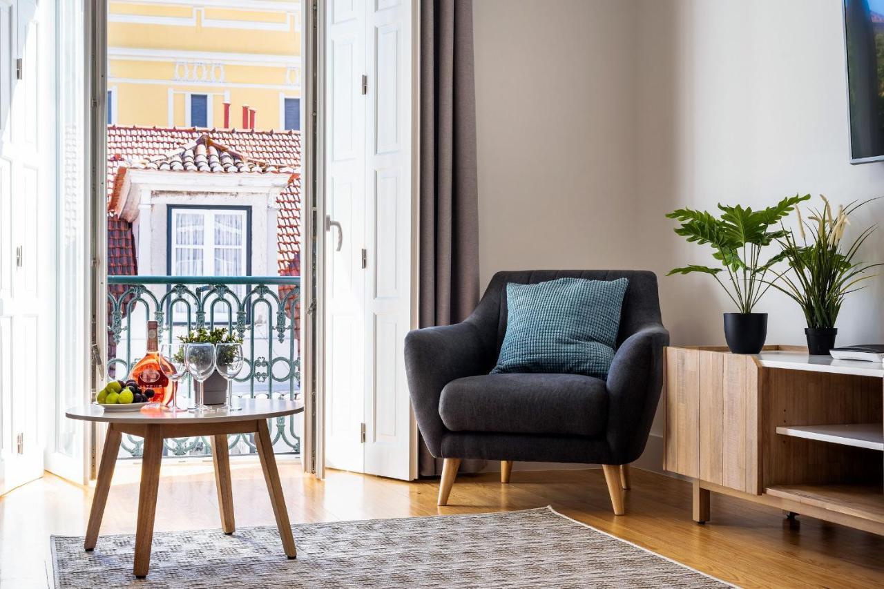 Amazing 1Bdr Apartment In Chiado By Lovelystay Lisbon Bagian luar foto